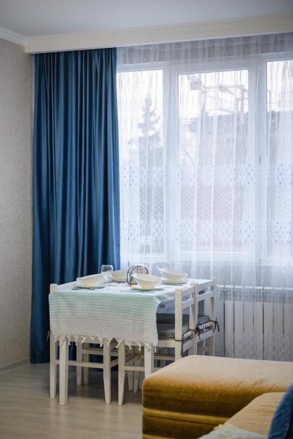 как дома- уютная двухкомнатная квартира в жк атлант Apartment *
