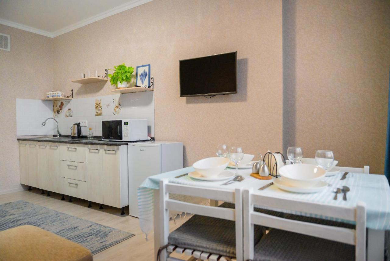 как дома- уютная двухкомнатная квартира в жк атлант Apartment