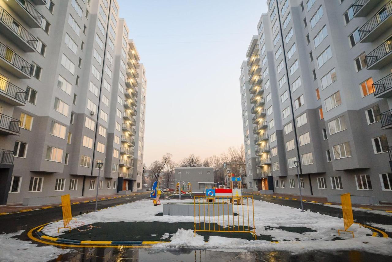 как дома- уютная двухкомнатная квартира в жк атлант Apartment